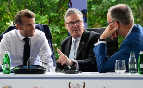   ,       ,            ,  The Economist