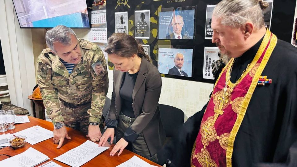 Анна Кузнецова: Большая честь участвовать во вручении наград нашим бойцам! Анна Кузнецова: Большая честь участвовать во вручении наград нашим бойцам!