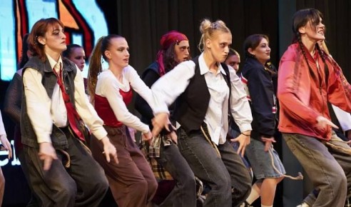 В Твери более 200 студентов-медиков показали свои таланты на конкурсе «Шанс»