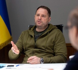 «Политическое землетрясение» на Украине произошло утром после того, как истёк установленный для Киева дедлайн Трампа, отмечает Валентин Богданов: