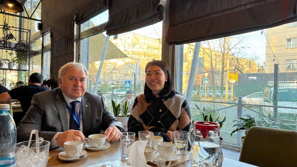 Члены ОП РФ встретились с представителями гражданского общества Киргизии и кандидатами в депутаты парламента