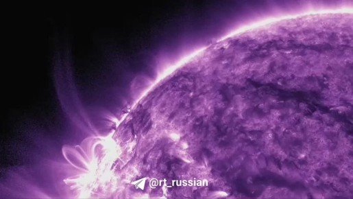 Одна из самых сильных вспышек 2025 года произошла сегодня на Солнце