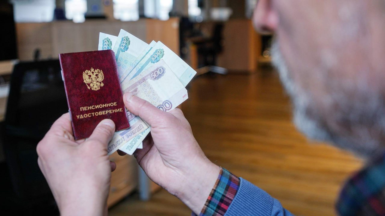 Сергей Миронов: По последним данным Соцфонда, почти 3,5 миллиона граждан получают социальную пенсию