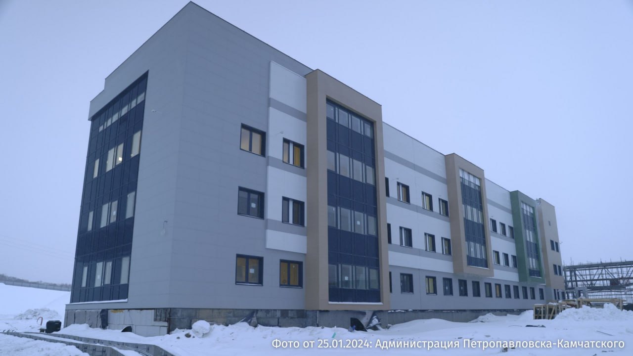 Больше миллиарда рублей пеней и штрафов накопил подрядчик за несдачу краевой больницы на Камчатке Больше миллиарда рублей пеней и штрафов накопил подрядчик за несдачу краевой больницы на Камчатке