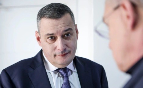           -      ,   -  ,      ...