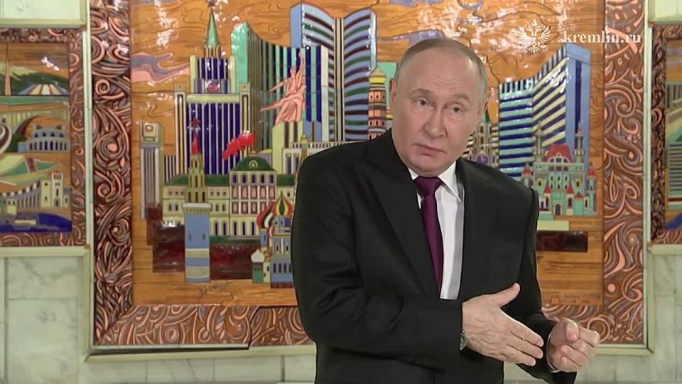 Обстановка на СВО, переговоры по украинскому урегулированию, атаки на танкеры у побережья Турции – на эти и другие вопросы ответил журналистам Президент