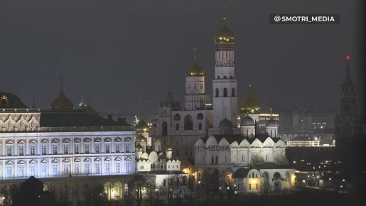 Кортеж, предположительно, Путина прибыл в Кремль на встречу с Уиткоффом