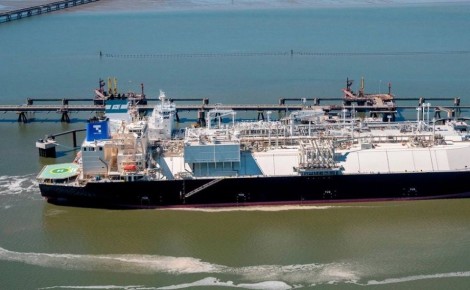 Из-за санкций и общего падения цен российский сжиженный газ стал относительно дешевым, и этим активно пользуется Китай: страна скупает рекордные объемы СПГ из России