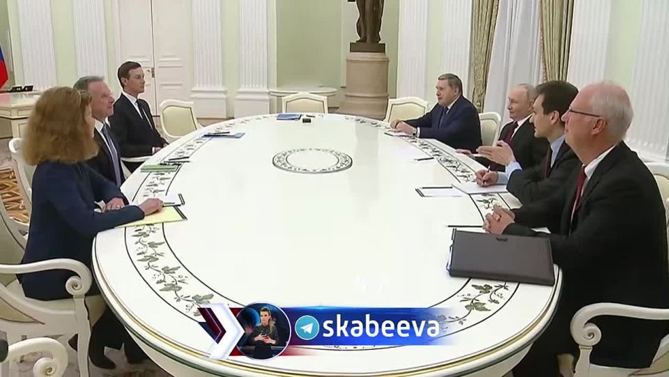 Путин начал встречу с Уиткоффом и Кушнером в Кремле