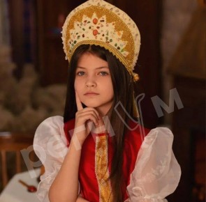 Марина Ахмедова: Завтра дочь русских переселенцев из Казахстана Таисия пойдет в российскую школу