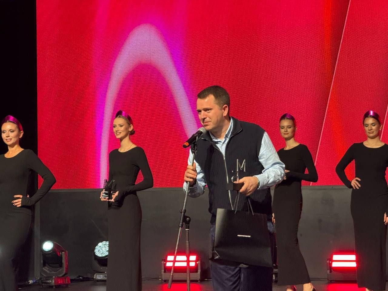 RT получил 13 наград в десяти номинациях премии «Медиабренд» — 2025 RT получил 13 наград в десяти номинациях премии «Медиабренд» — 2025