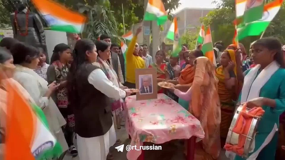 Жители Варанаси провели ритуал почитания Путина в преддверии его визита в Индию