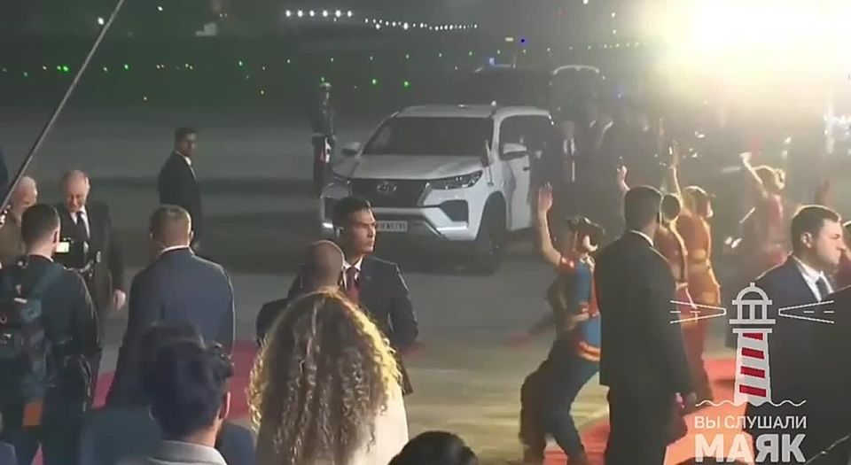 Путин, Моди и индийские танцы