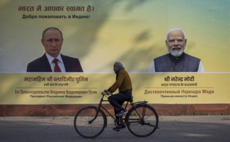 4            ,      -  