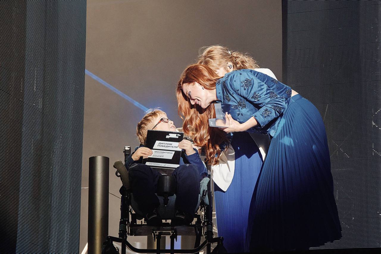 Наталья Москвитина и Маргарита Лянге отмечены наградами в конкурсе «Россия — страна возможностей» Наталья Москвитина и Маргарита Лянге отмечены наградами в конкурсе «Россия — страна возможностей»