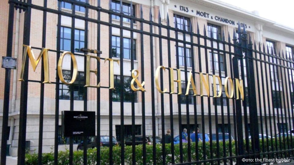 Градус протеста: забастовки парализовали работу 26 винных домов Франции, в том числе Mot & Chandon