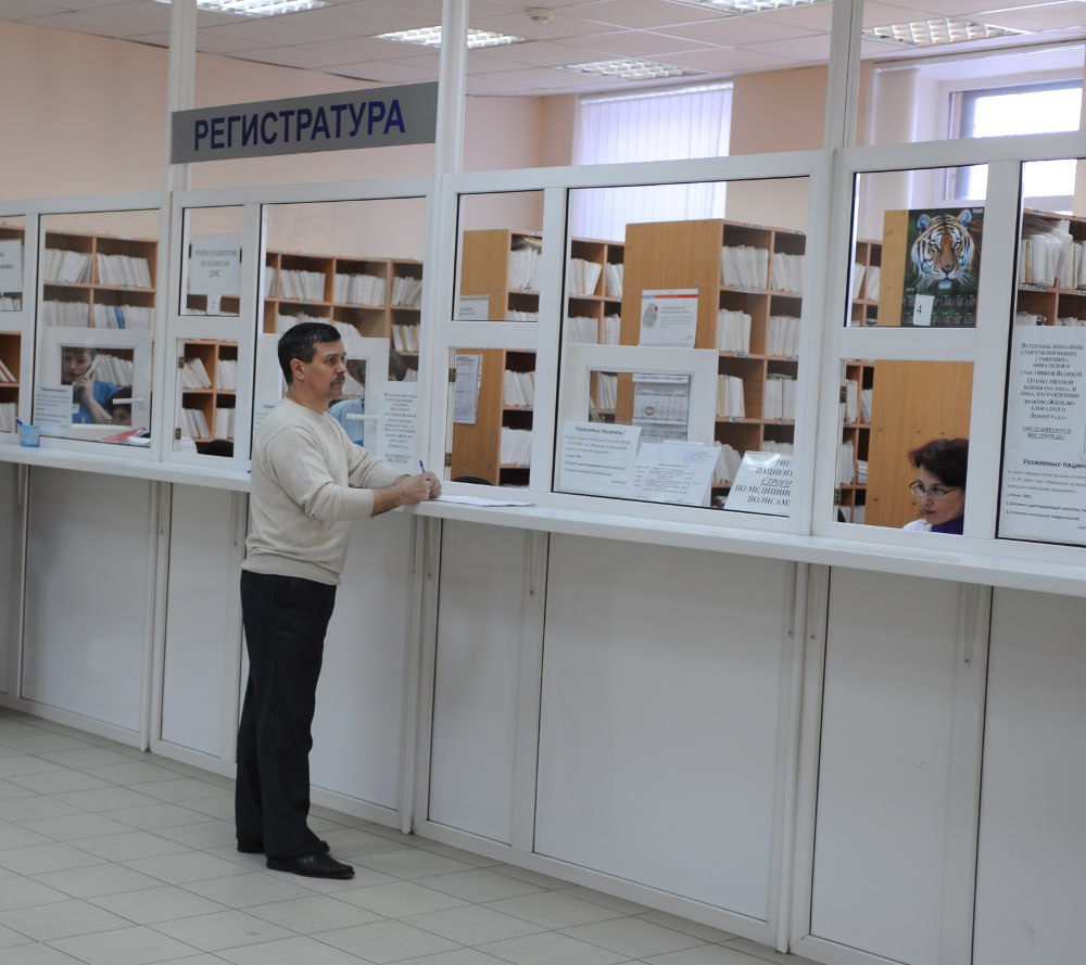 Сергей Миронов: Ко мне часто обращаются граждане с просьбами помочь им пройти лечение в том или ином медицинском центре, который находится далеко от дома