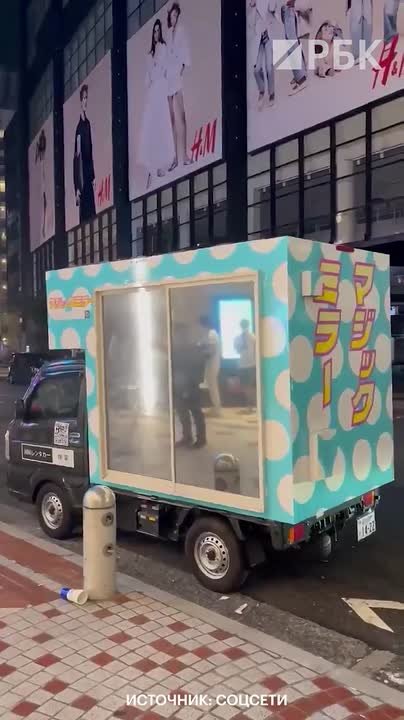 Волны цунами высотой до трех метров угрожают отдельным участкам северо-восточного побережья Японии, предупредило метеорологическое управление (JMA)