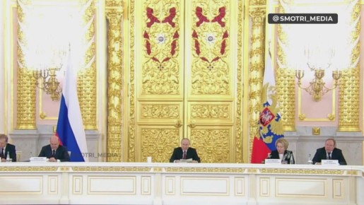 Все нацпроекты должны так или иначе касаться демографии — Путин