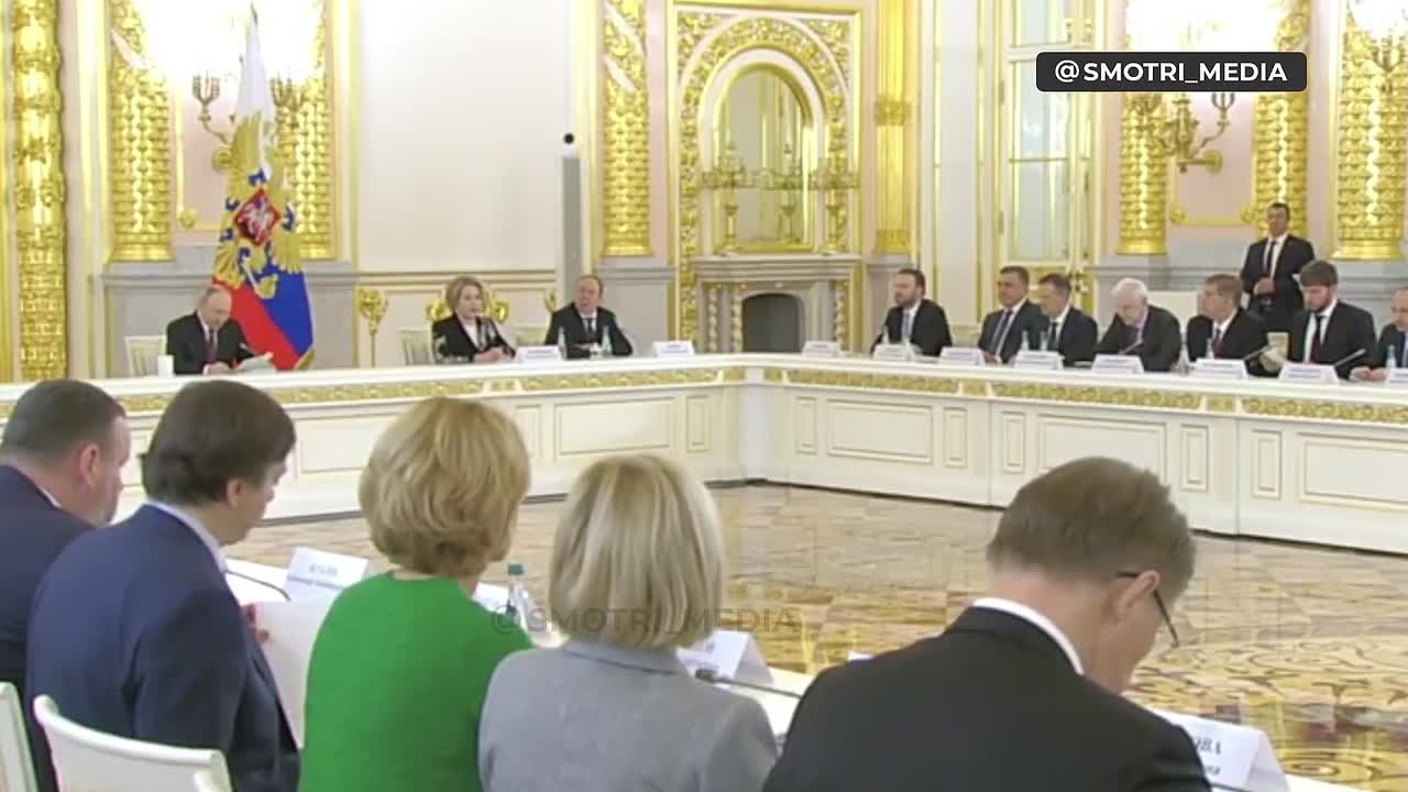 Владимир Путин проводит заседание Совета по стратегическому развитию и национальным проектам