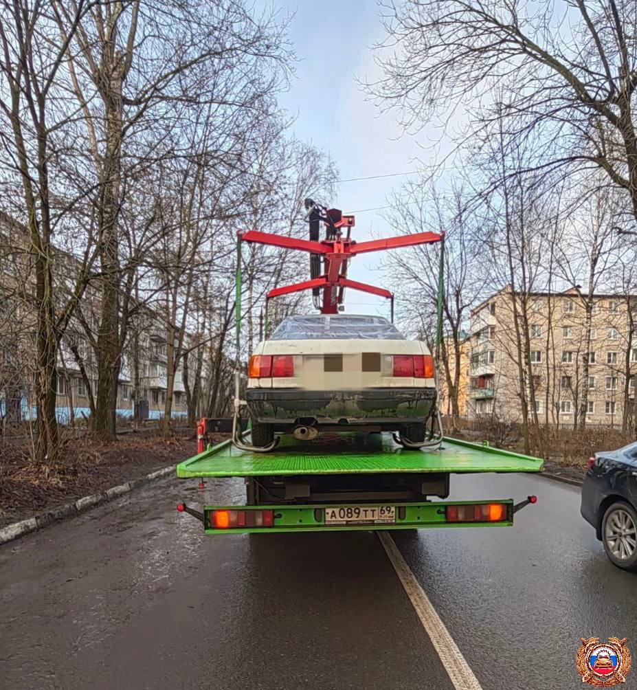 В период с 01 по 07 декабря на территории г. Твери проведено профилактическое мероприятие «Водитель без права управления», в ходе которого было выявлено 5 водителей не имеющих водительского удостоверения В период с 01 по 07 декабря на территории г. Твери проведено профилактическое мероприятие «Водитель без права управления», в ходе которого было выявлено 5 водителей не имеющих водительского удостоверения