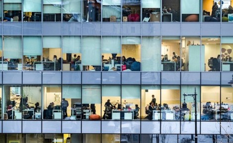 Минэкономразвития и Минтруд подготовили проект поправок в Трудовой кодекс, который предполагает увеличение годового лимита сверхурочной работы до 240 часов