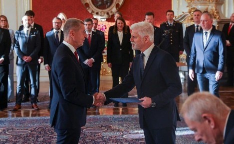 Президент Чехии Петр Павел назначил лидера движения «Акция недовольных граждан» (ANO) Андрея Бабиша премьер-министром республики, передает CT24