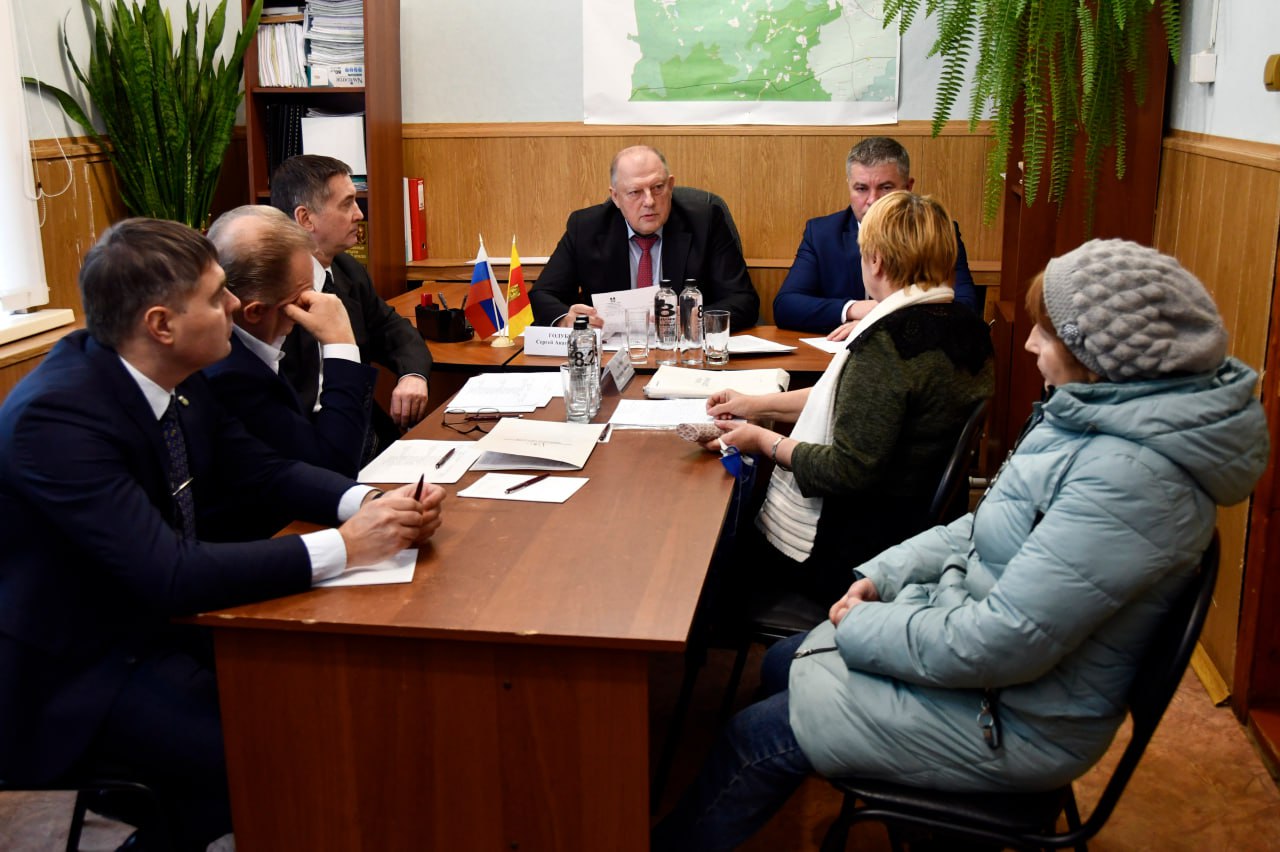 Председатель ЗСТО Сергей Голубев и заместитель председателя комитета по бюджету и налогам Константин Антонов совершили рабочую поездку в Селижаровский округ