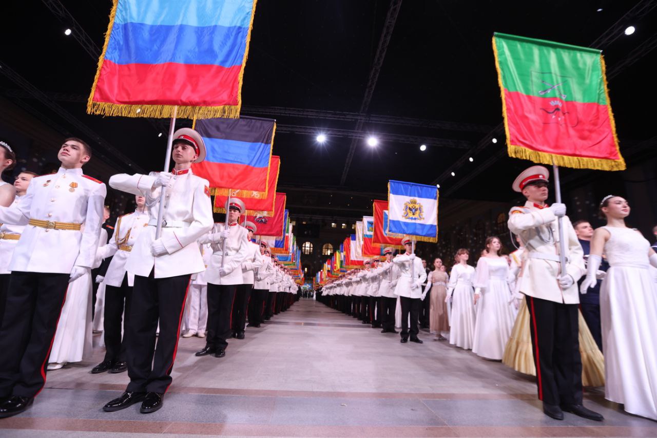 Сергей Миронов: В Москве открылся X Международный Кремлевский благотворительный кадетский бал Сергей Миронов: В Москве открылся X Международный Кремлевский благотворительный кадетский бал