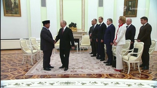 В Кремле начались переговоры Владимира Путина с Президентом Индонезии Прабово Субианто