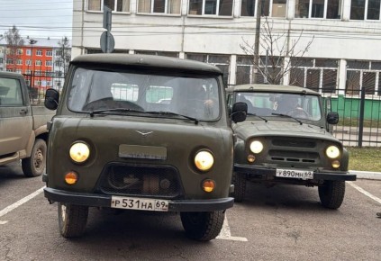 Коллектив Россельхозцентра по Тверской области направил на СВО машины и гумпомощь