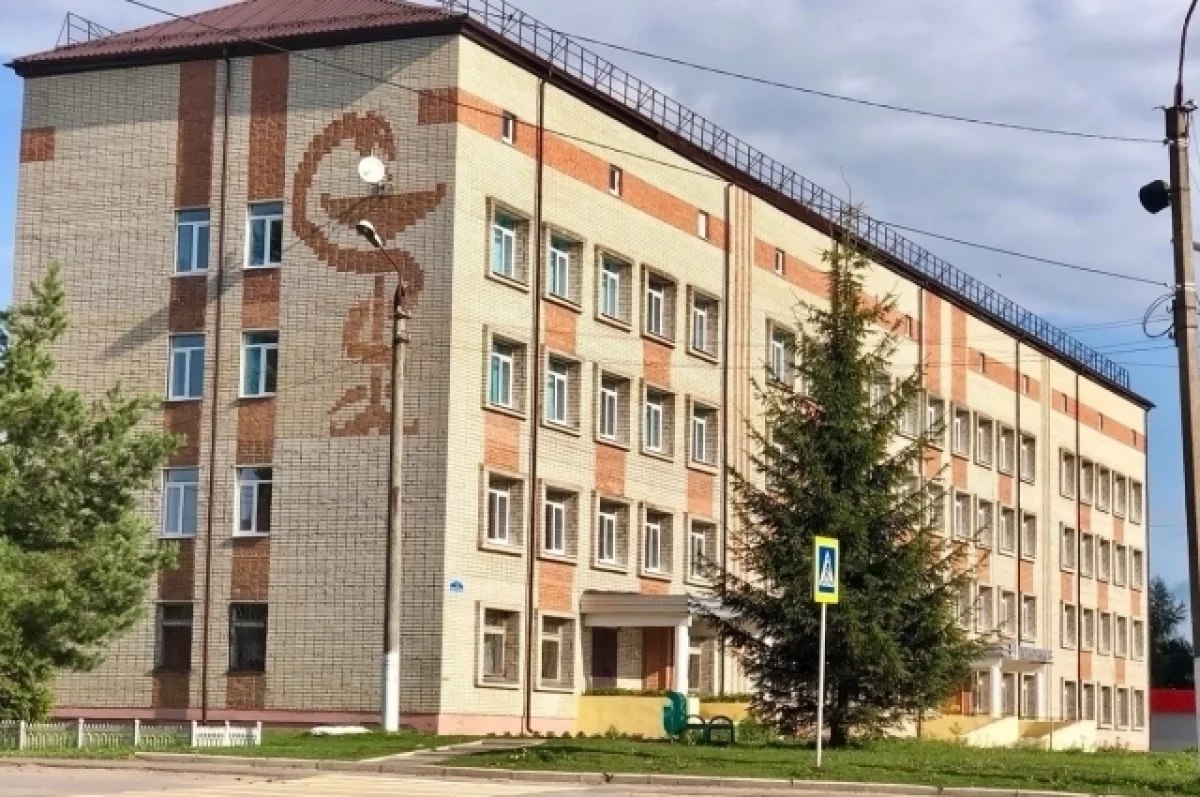 Сергей Миронов: Оптимизацию роддомов, поликлиник, больниц нужно запретить законом!