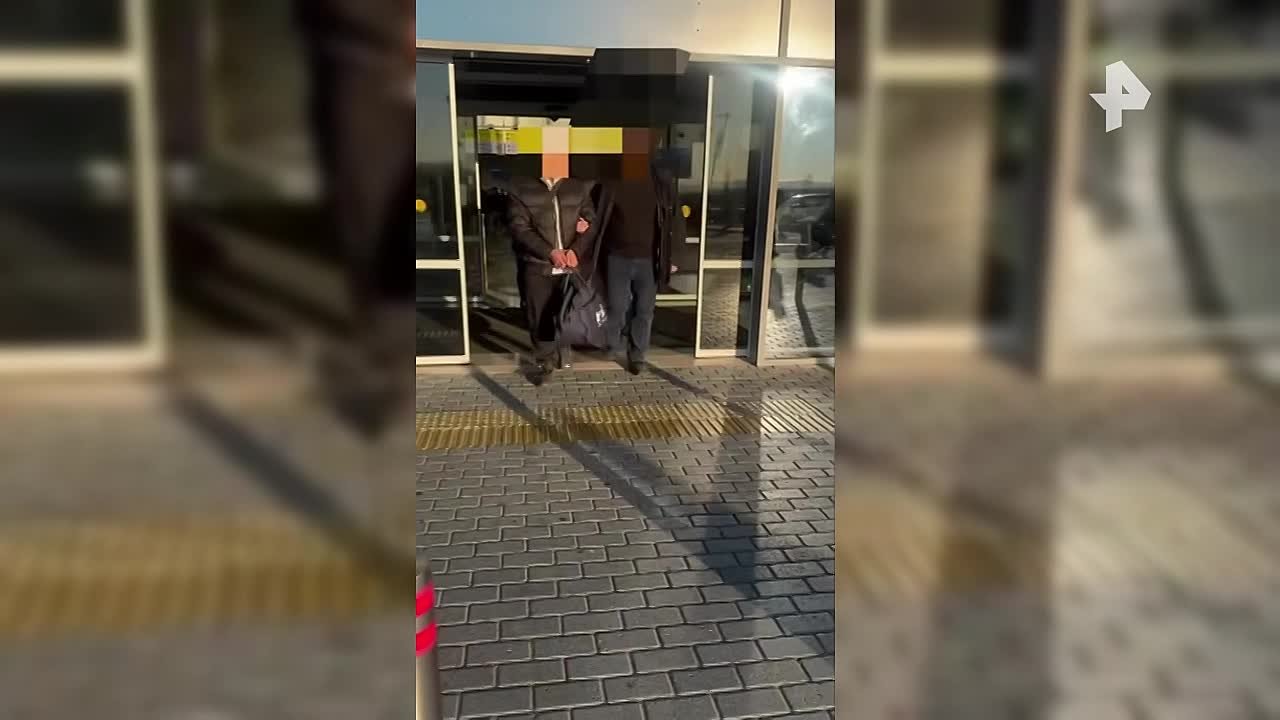 Во Владивостоке 18-летний таксист с битой отправил в реанимацию 31-летнего мужчину и уехал в Кемеровскую область