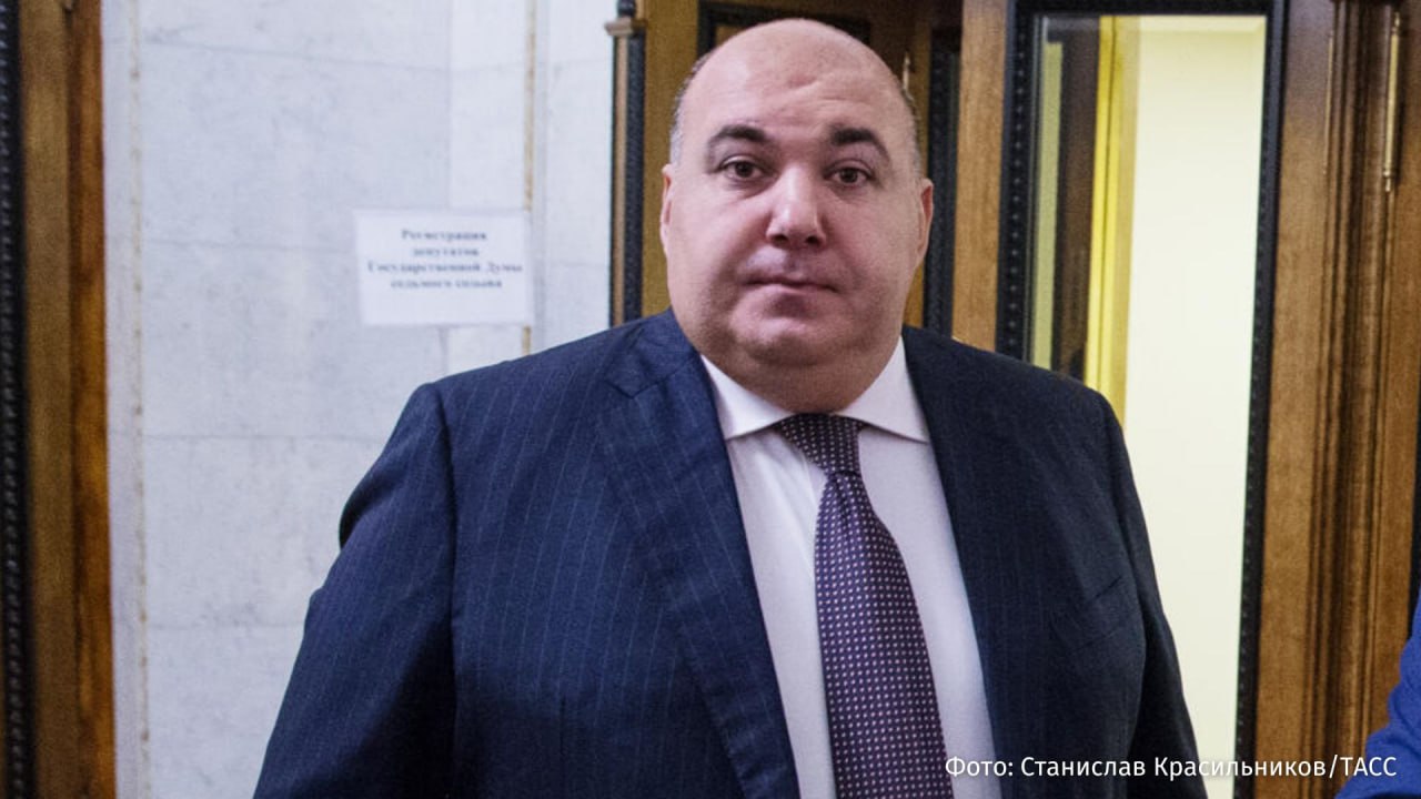 Бывшего депутата Госдумы Юрий Напсо объявили в розыск по подозрению в уголовном преступлении, следует из базы розыска МВД