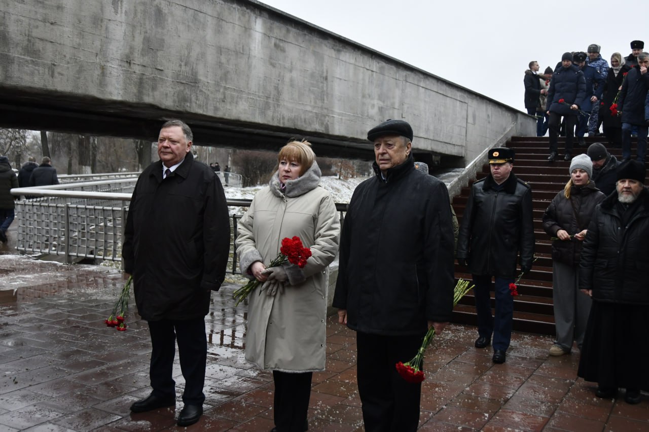 16 декабря в столице Верхневолжья состоялись мероприятия в честь 84-й годовщины освобождения города Калинина от немецко-фашистских захватчиков 16 декабря в столице Верхневолжья состоялись мероприятия в честь 84-й годовщины освобождения города Калинина от немецко-фашистских захватчиков