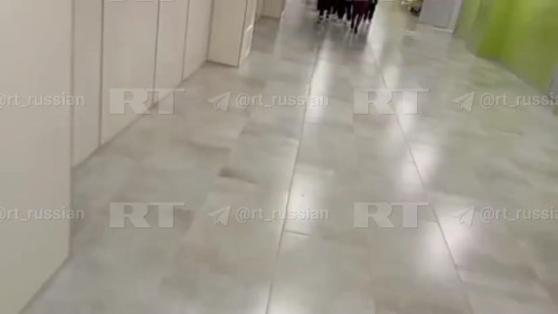 — Спокойно, спокойно.. — Нож убрал!