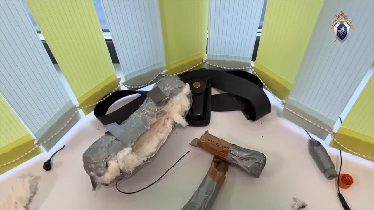 Муляж взрывного устройства обнаружили в школе в Подмосковье, где школьник напал с ножом на охранника и смертельно ранил мальчика