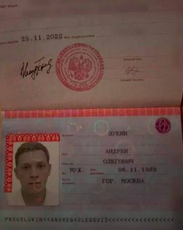 Мошенник в деле Долиной реально может быть похож на актёра Тома Холланда, рассказали RT эксперты