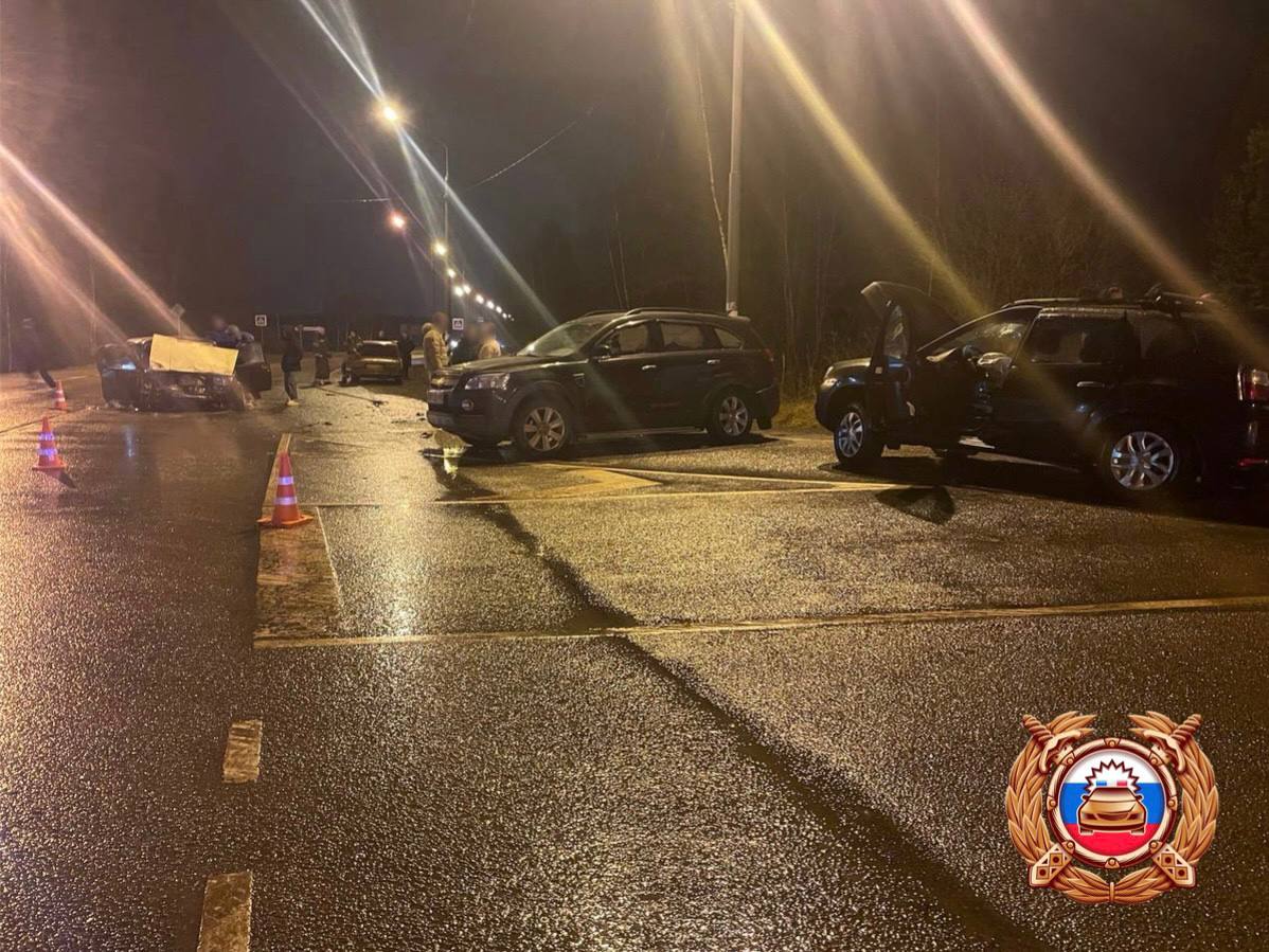 Тройное ДТП у госкомплекса «Завидово», есть пострадавшие Тройное ДТП у госкомплекса «Завидово», есть пострадавшие