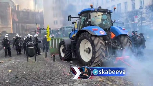 В Брюсселе, чтобы успокоить фермеров, вывели полицейских