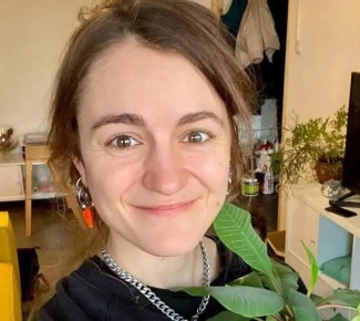 ЛГБТ*-активистку, иноагента Александру Казанцеву заочно приговорили к девяти годам колонии общего режима