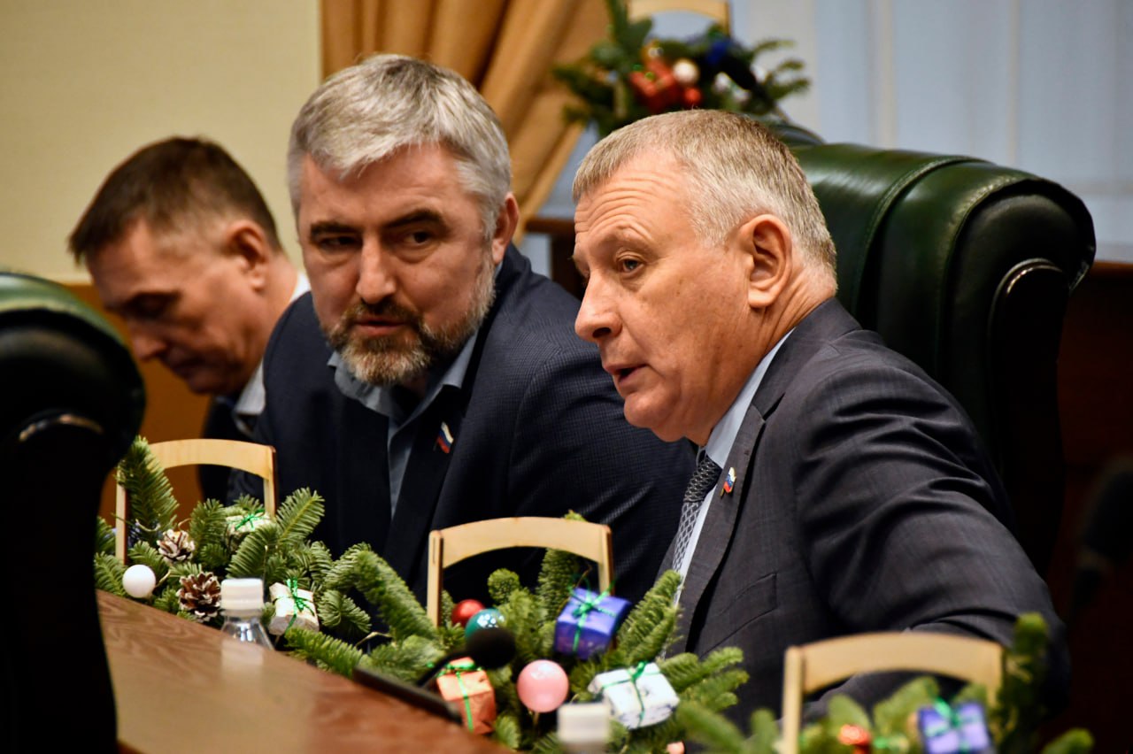 Депутаты ЗСТО приняли закон о бюджете Тверской области на 2026 год и на плановый период 2027 и 2028 годов Депутаты ЗСТО приняли закон о бюджете Тверской области на 2026 год и на плановый период 2027 и 2028 годов