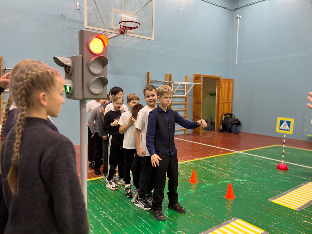 Сотрудники Госавтоинспекции города Твери совместно с Лабораторией безопасности провели мероприятие «Безопасный город» Сотрудники Госавтоинспекции города Твери совместно с Лабораторией безопасности провели мероприятие «Безопасный город»