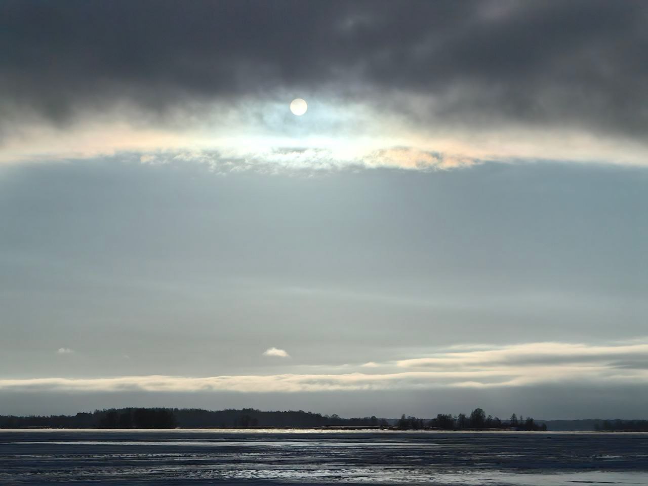 Зимнее солнцестояние: в каких округах Тверской области будет самая длинная ночь