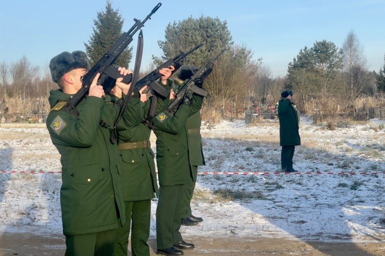 В Тверской области проводили в последний путь рядового Ивана Голубцова, погибшего на СВО