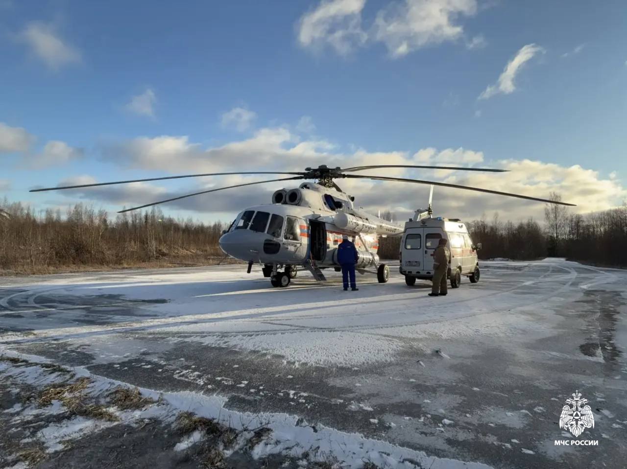 23 декабря вертолёт Ми-8 МЧС России совершил санитарный вылет в ЦРБ Нелидовского МО для оказания помощи и транспортировки пациента в областную клиническую больницу города Тверь 23 декабря вертолёт Ми-8 МЧС России совершил санитарный вылет в ЦРБ Нелидовского МО для оказания помощи и транспортировки пациента в областную клиническую больницу города Тверь