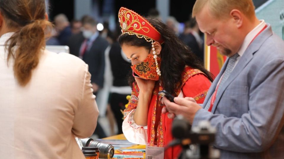 Марина Ахмедова: Журналисты обратили внимание на очень важную и болезненную тему — ”налог на гражданство РФ”