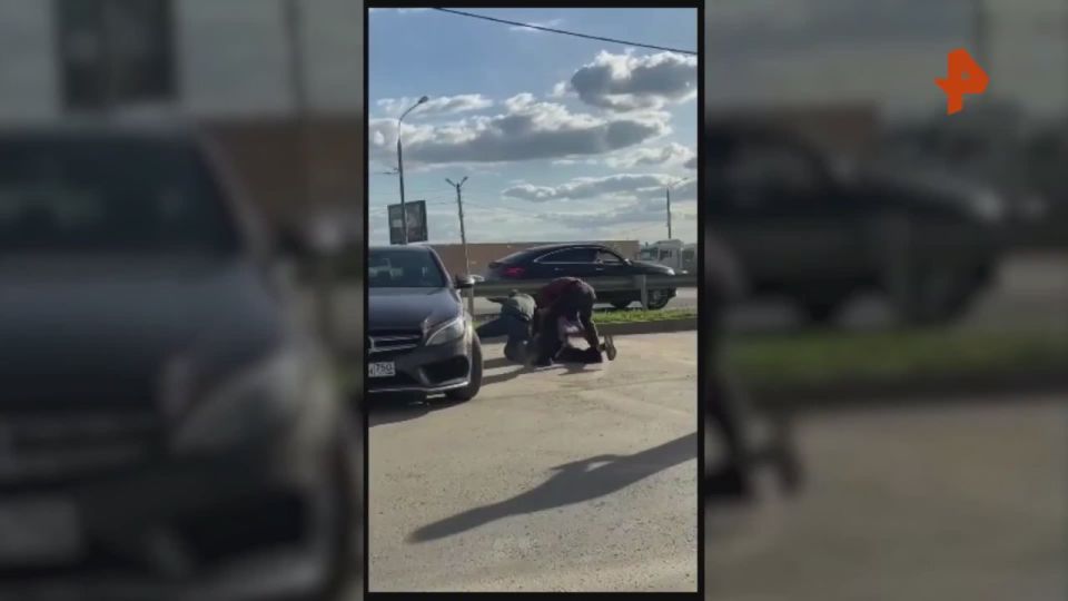 Экс-чиновник Минсельхоза РФ Олег Донских осужден на 13 лет по делу о мошенничестве на 2,6 млрд рублей, сообщили в прокуратуре Липецкой области