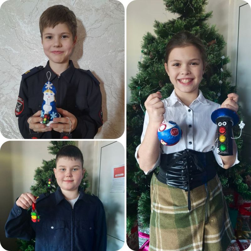 Учащиеся средних школ № 34, № 30, №15, №45, №36, №53, №22 и Тверского лицея города Твери присоединились к челленджду #ЁлкавстилеПДД и создали новогоднее настроение в школе