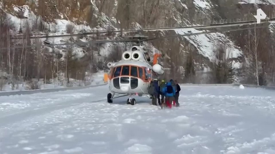 Тело одного из трёх пропавших найдено в горах Алматы, сообщили в Almaty tv